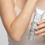 ژل کرم روشن کننده بدن سرانزا حاوی 10% نیاسینامید (SERANZA Intensive Whitening Gel Cream) - Image 3